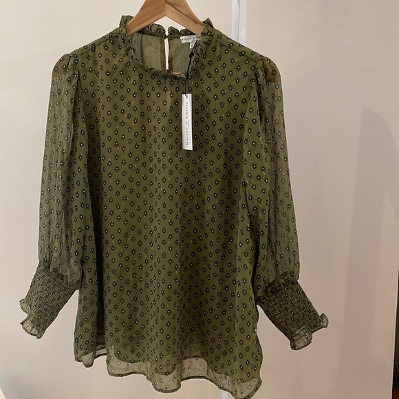 NWT Maison d’Amelie (Anthropologie) Green Crepe Blouse - Picture 1 of 9